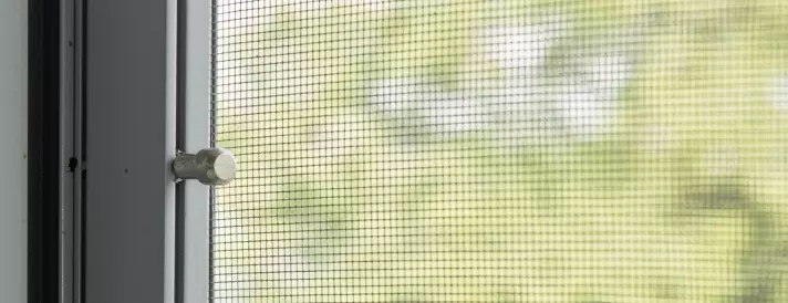 Insektenschutz Festrahmen mit Bürste Valetta Insektenschutz Festrahmen mit Bürste Valetta
