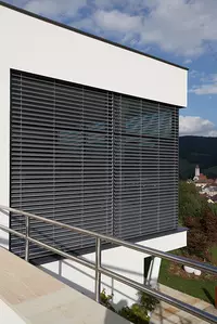 Hella Raffstore Außenjalousien AR 62 ECN Hella Raffstore Außenjalousien AR 62 ECN