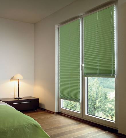 Einsatzbeispiel Plissee Fenster/Türen von Clauss Einsatzbeispiel Plissee Fenster/Türen von Clauss